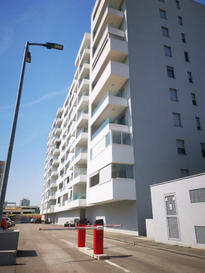 Ambassador Apartment Zadar Eksteriør billede